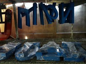 Xưởng gia công chữ inox, tôn sơn tĩnh điện giá rẻ Hồ Chí Minh