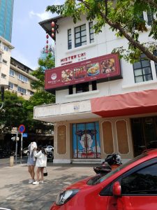 Thi công bảng hiệu chữ nổi mica cho nhà hàng quán ăn giá tốt thị trường